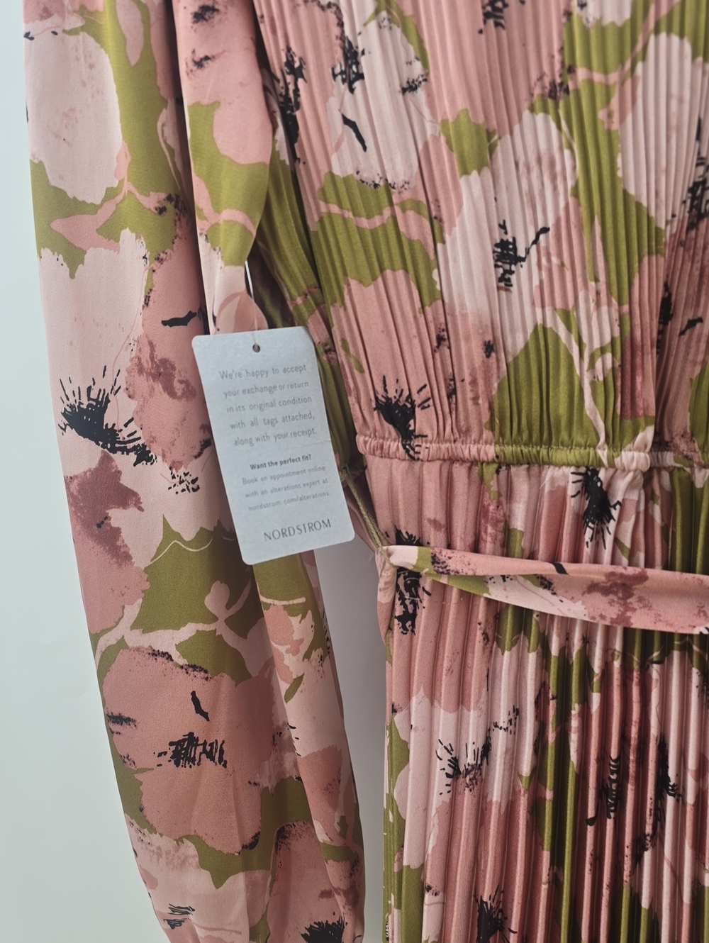 MELLODAY Pink Floral Pleated High-Low Midi Dress with Olive Accents - Picture 10 of 10